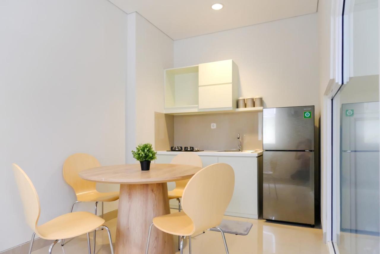 Twospaces Living At Zena Mozia Tegal  Exterior foto